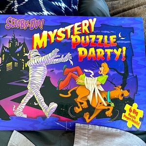 Scooby-Doo! Mystery Puzzle Party!